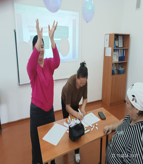 "Өмір бойы оқу: НЕ ҮШІН? ҚАЛАЙ?" ата-аналарды педагогикалық қолдау орталығының сабағы